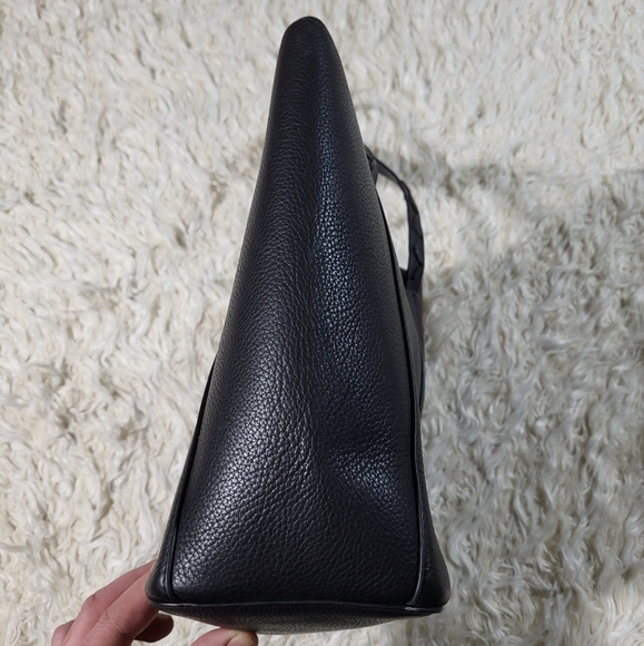 Tommy Bahama Genuine Leather Black Tote Bag - Picture 7 of 16